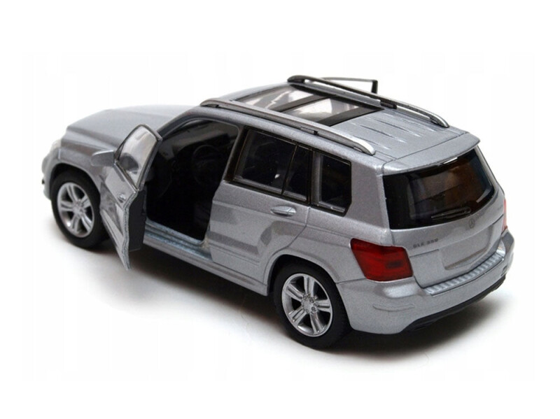 Welly Mercedes-Benz GLK 1:34 stříbrný